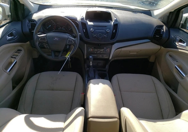 Ford Escape cena 34900 przebieg: 94420, rok produkcji 2017 z Okonek małe 67